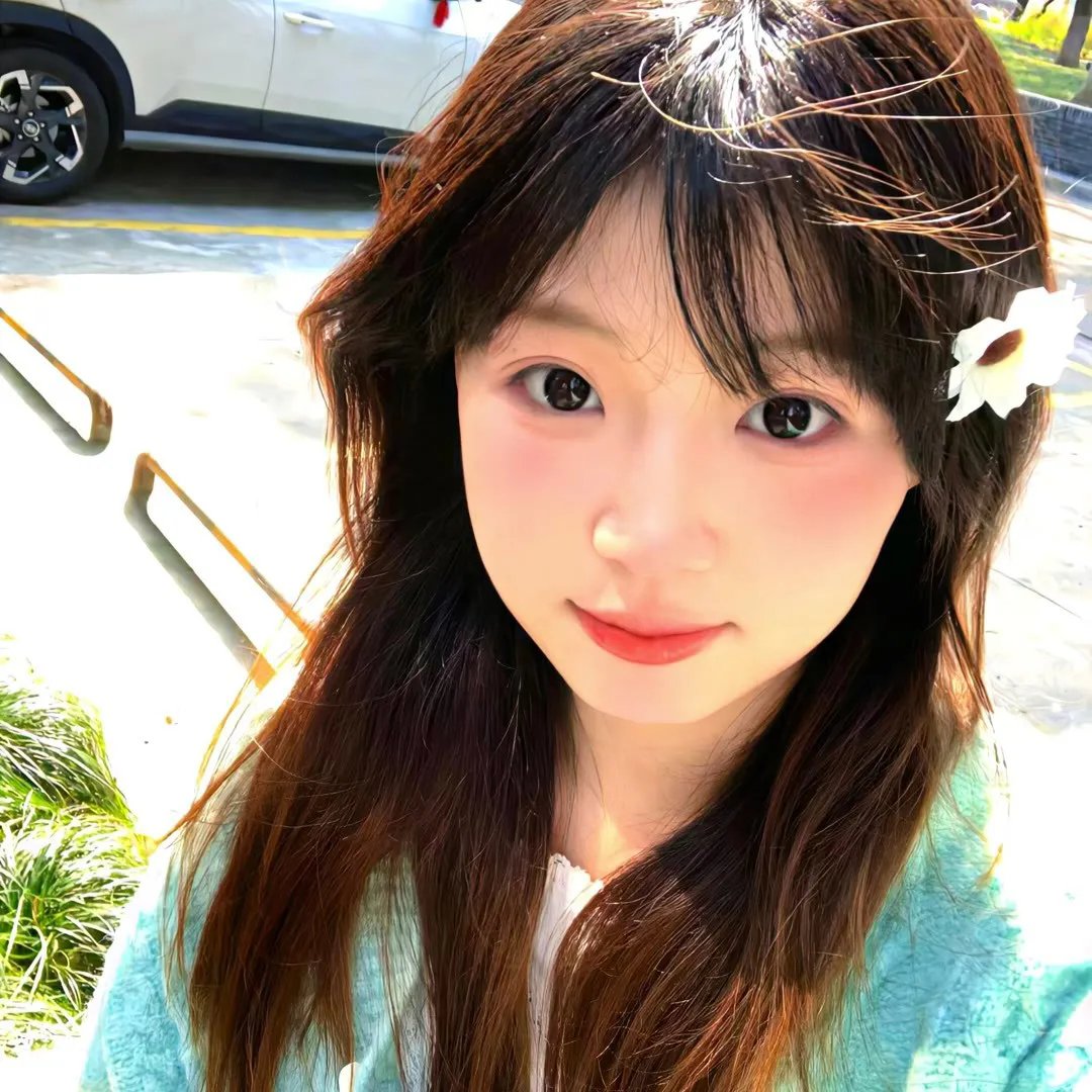 皮裘大衣女人